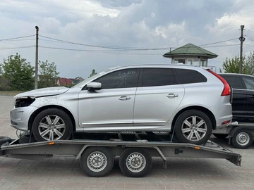 Авто Volvo Xc60 2017 № 8806594