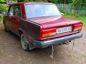 Авто ВАЗ 2107 1988 № 8806631