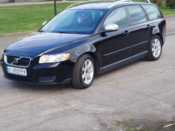 Авто Volvo V50 2009 № 8806643