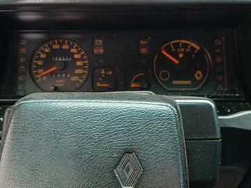 Авто Renault 19 1990 № 8806648