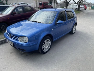 Авто Volkswagen Golf 2000 № 8806661