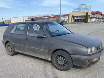 Авто Volkswagen Golf 1994 № 8806662