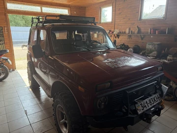 Авто ВАЗ 2121 1990 № 8806711