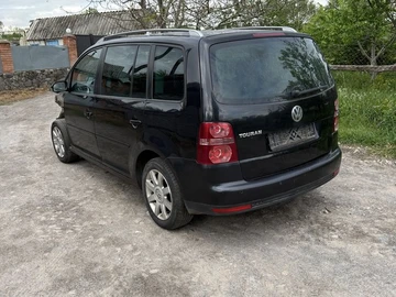 Авто Volkswagen Touran 2007 № 8806952