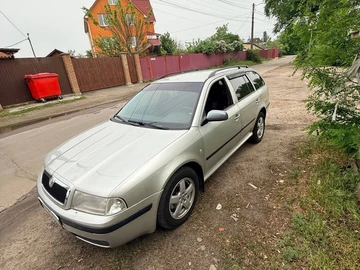 Авто Skoda Octavia 2002 № 8807065