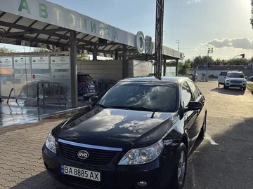Авто BYD F6 2011 № 8807080