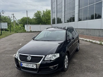 Авто Volkswagen Passat Variant 2010 № 8807129