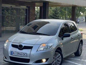 Авто Toyota Auris 2008 № 8807169