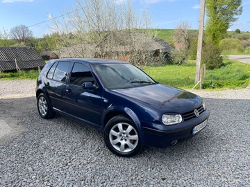 Авто Volkswagen Golf 1999 № 8807207