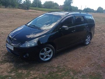 Авто Mitsubishi Grandis 2006 № 8807295
