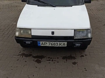 Авто ЗАЗ Таврия 1998 № 8807312