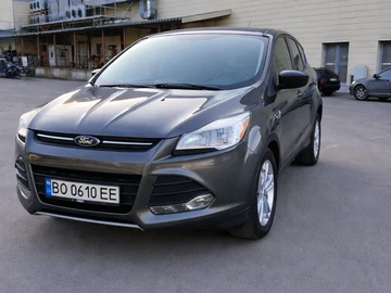 Авто Ford Escape 2013 № 8807393