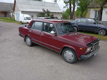 Авто ВАЗ 2107 1998 № 8807459