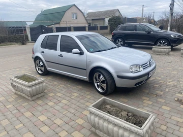 Авто Volkswagen Golf 2001 № 8807829