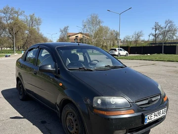 Авто Chevrolet Aveo 2005 № 8807865