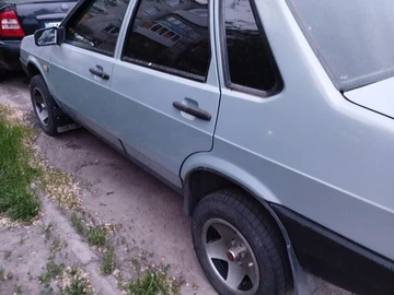 Авто ВАЗ 21099I 2004 № 8807891
