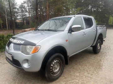 Авто Mitsubishi L 200 2009 № 8807898