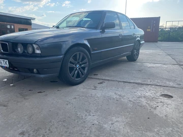 Авто BMW 5 Серия 1989 № 8807908