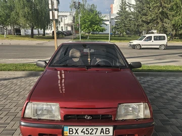 Авто ВАЗ 2109 1991 № 8807943