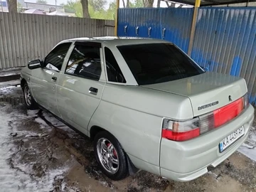 Авто ВАЗ 2110 2006 № 8808199