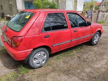 Авто Ford Fiesta 1993 № 8808325