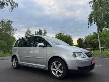 Авто Volkswagen Touran 2006 № 8808509