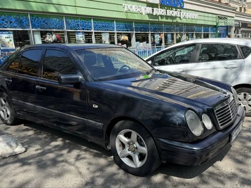 Авто Mercedes E Серия 2000 № 8808518