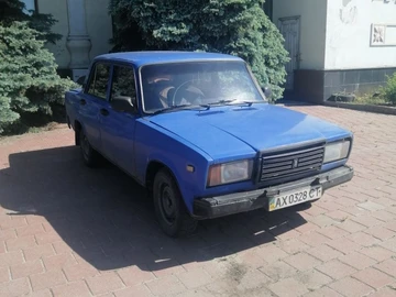 Авто ВАЗ 2107 1989 № 8808584