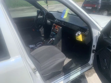 Авто Mercedes W124 1991 № 8808724