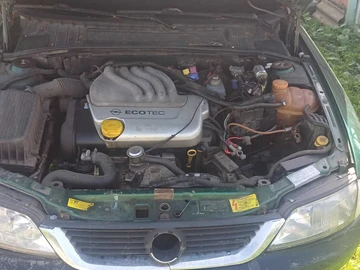 Авто Opel Vectra 1987 № 8808754