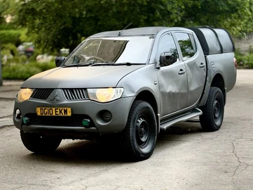 Авто Mitsubishi L 200 2010 № 8808765