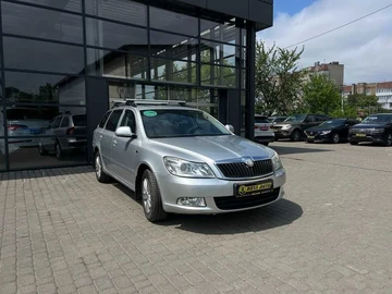 Авто Skoda Octavia 2010 № 8808973