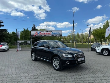 Авто Audi Q5 2015 № 8809018