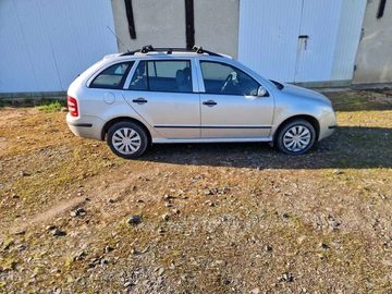 Авто Skoda Fabia 2002 № 8809078