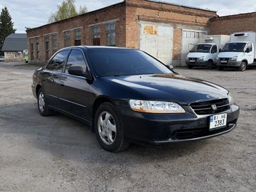Авто Honda Accord 2000 № 8809091