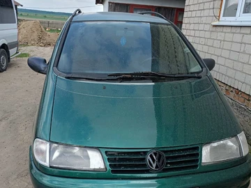 Авто Volkswagen Sharan 1998 № 8809100