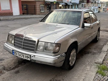 Авто Mercedes 220 1986 № 8809113