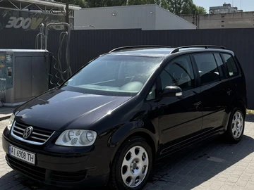 Авто Volkswagen Touran 2006 № 8809121