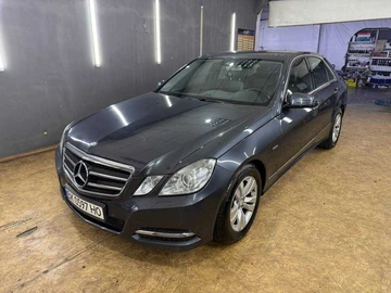 Авто Mercedes 220 2011 № 8809225