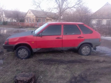 Авто ВАЗ 2109 1989 № 8809239