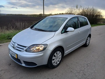 Авто Volkswagen Golf Plus 2005 № 8809303