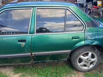 Авто Opel Ascona 1983 № 8809439