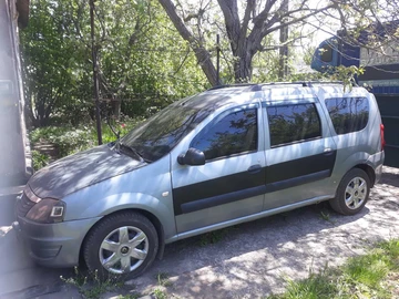 Авто Renault Logan 2009 № 8809467