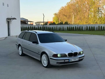 Авто BMW 5 Серия 1999 № 8809636
