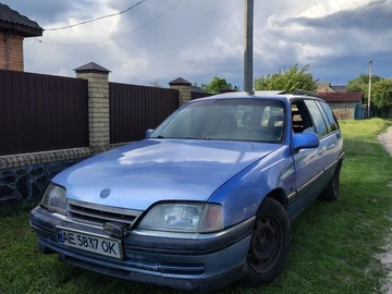 Авто Opel Omega 1993 № 8809659