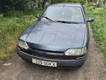Авто Renault Safrane 1993 № 8809662