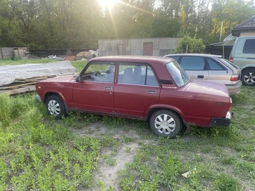 Авто ВАЗ 2107 1998 № 8809856