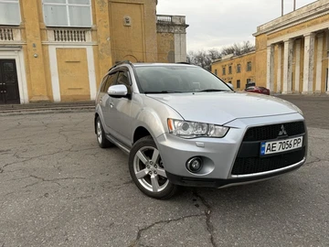 Авто Mitsubishi Outlander 2011 № 8809876