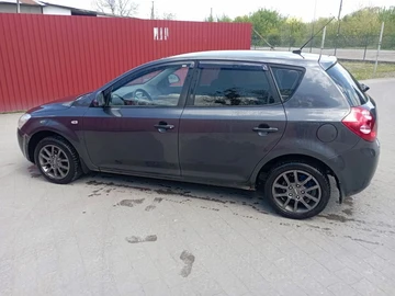 Авто KIA Cee X27 D 2008 № 8809908