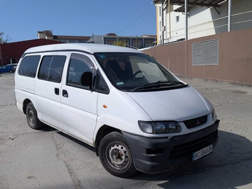 Авто Mitsubishi Delica 1998 № 8810093